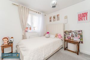 Bedroom- click for photo gallery